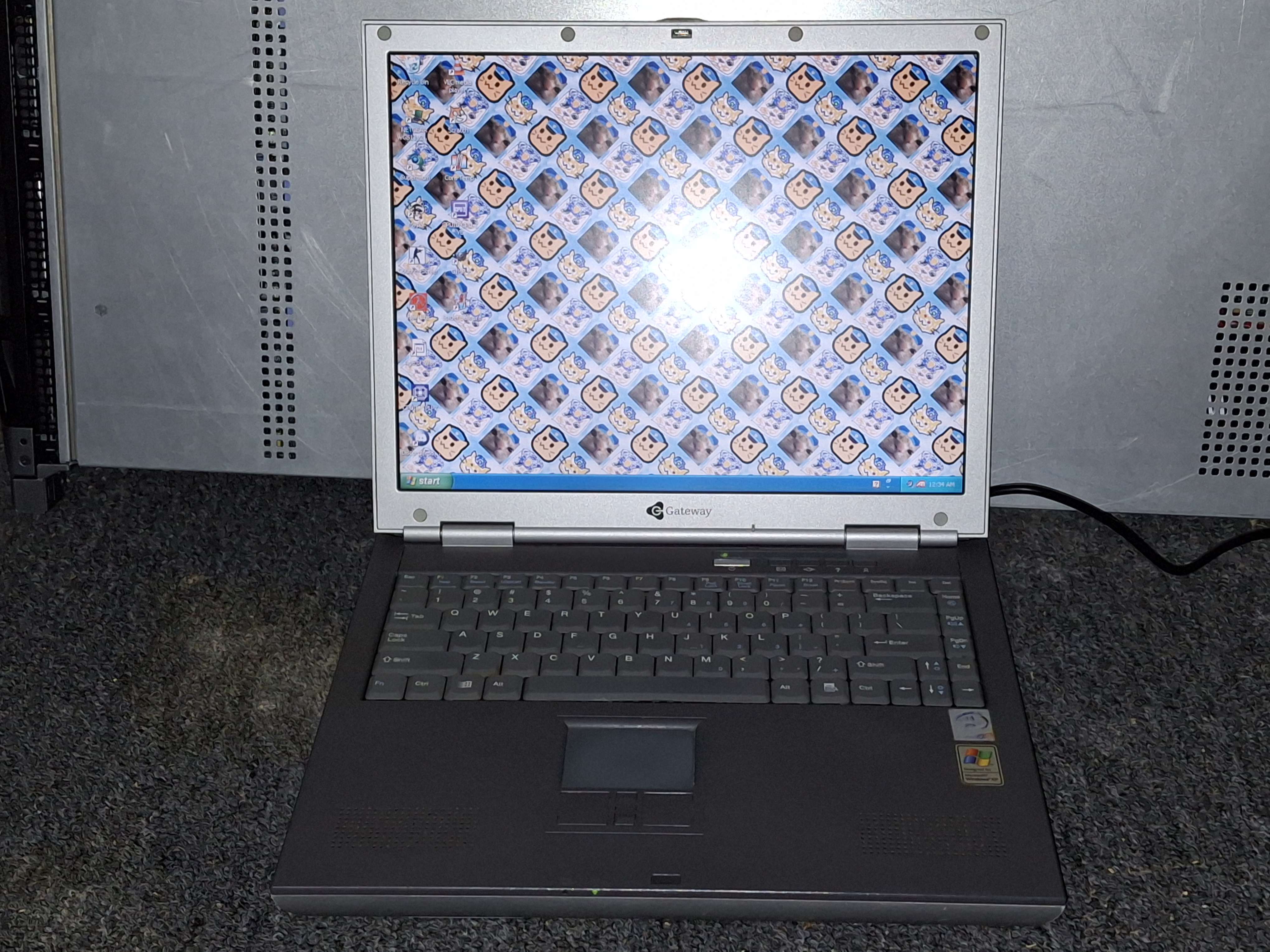 Gateway 400SD4 - MacDat