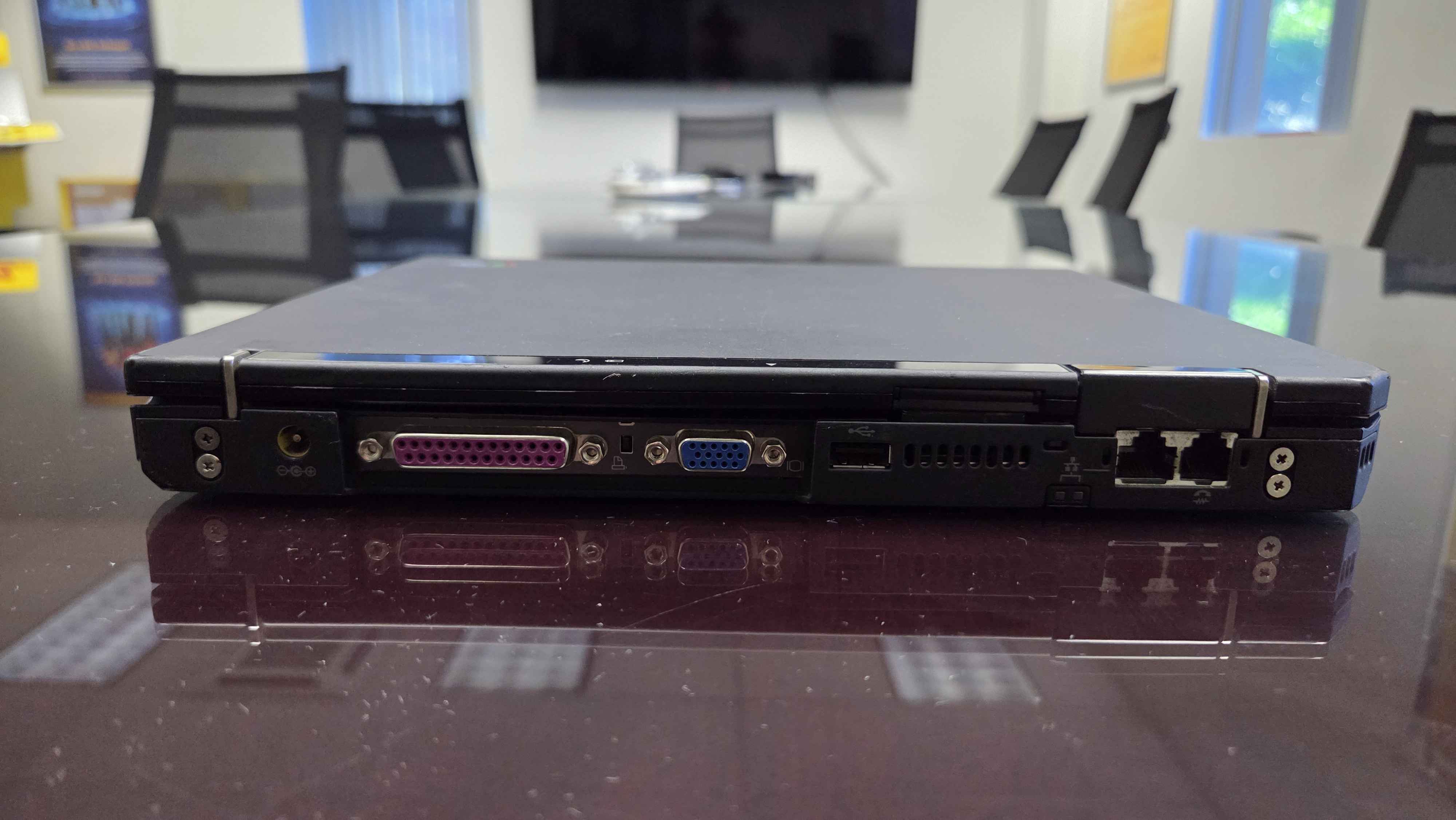 IBM ThinkPad X32 pentiumM 本体 & ドック IBM ThinkPad X32 - MacDat